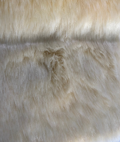 Medium Pile Faux Fur | white fox
